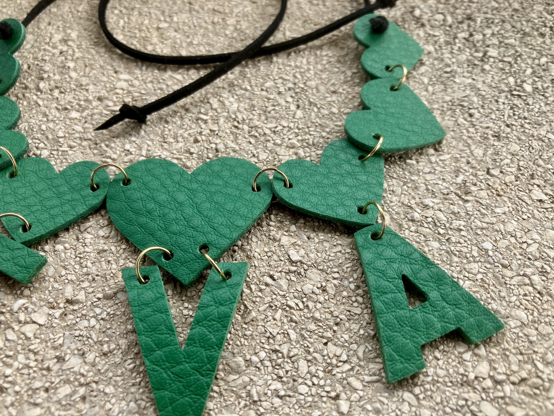 hearts necklace "whispers of love" - Image 4
