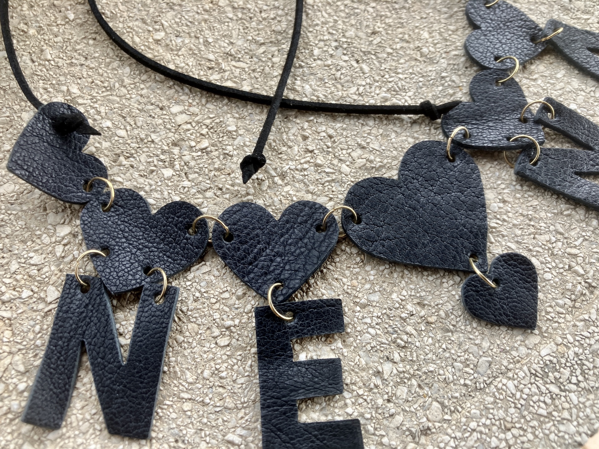 hearts necklace "whispers of love" - Image 6